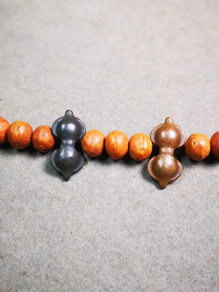 Gandhanra Handmade Tibetan Amulet,Vajra Pendant for Mala,Bag Hanging,Prayer Bead Accessories,0.88" × 0.4"