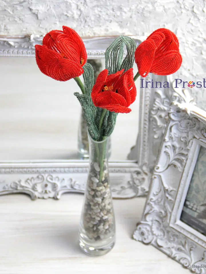 Beaded rose, tulip and forget me not pattern | Beaded Flowers pattern | Seed bead patterns | Beadwork pattern