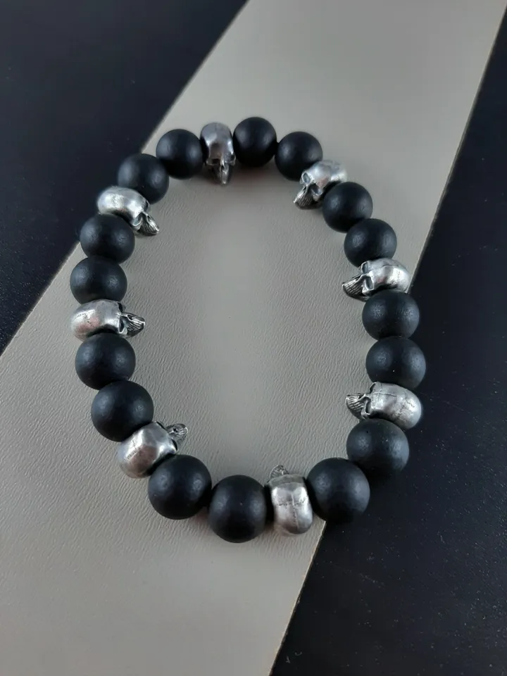 Skull bracelet