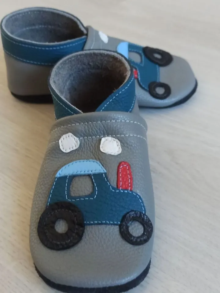 Boys Shoes, Soft Sole Baby Shoes, Infant Crib Shoes, Leather Soft Booties, Daimoccs, Baby shoes with Tractors, Daimoccs Newborn Boots