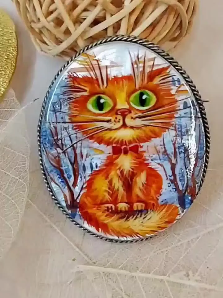 Brooches for women: Ginger tabby kitty cat brooch, mother of pearl designer jewelry, hand painted shell with kitten, cute cat lover gift