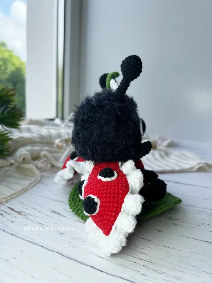 PDF Crochet Little Ladybug Pattern, Amigurumi Ladybug Pattern, Crochet Insect, Crochet Bug Doll Crochet Pattern, Amigurumi cute bug, Leaf