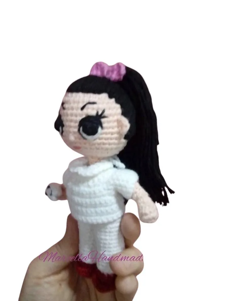 Mini Dentist Amigurumi โ 15 cm Crochet Professional Doll โ Handmade Tooth Plush โ Dentist Gift โ Odontology Decor โ Embroidered Eyes