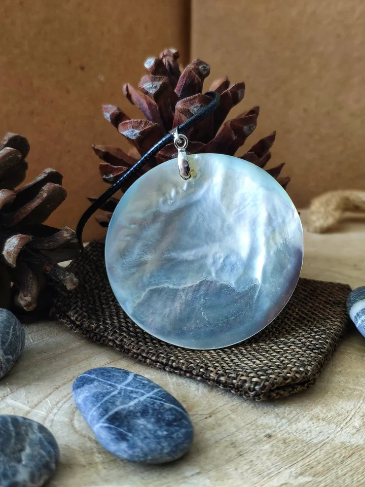 Pearl pendant necklace: Owl Face of Wisdom painted on handmade lacquer jewelry • Stunning animal necklace for nature lover • Sorceress pet