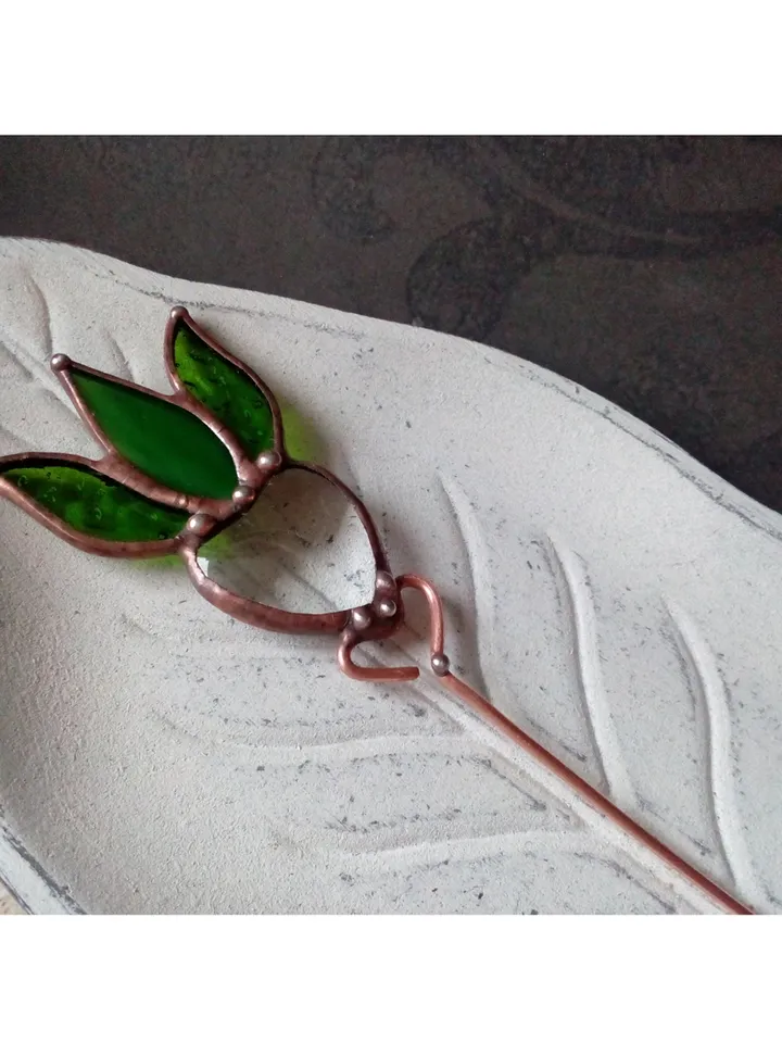 Garden art, Glass flower, lotus, lilie suncatcher, nature Stained glass, Green flower, flower pot pole