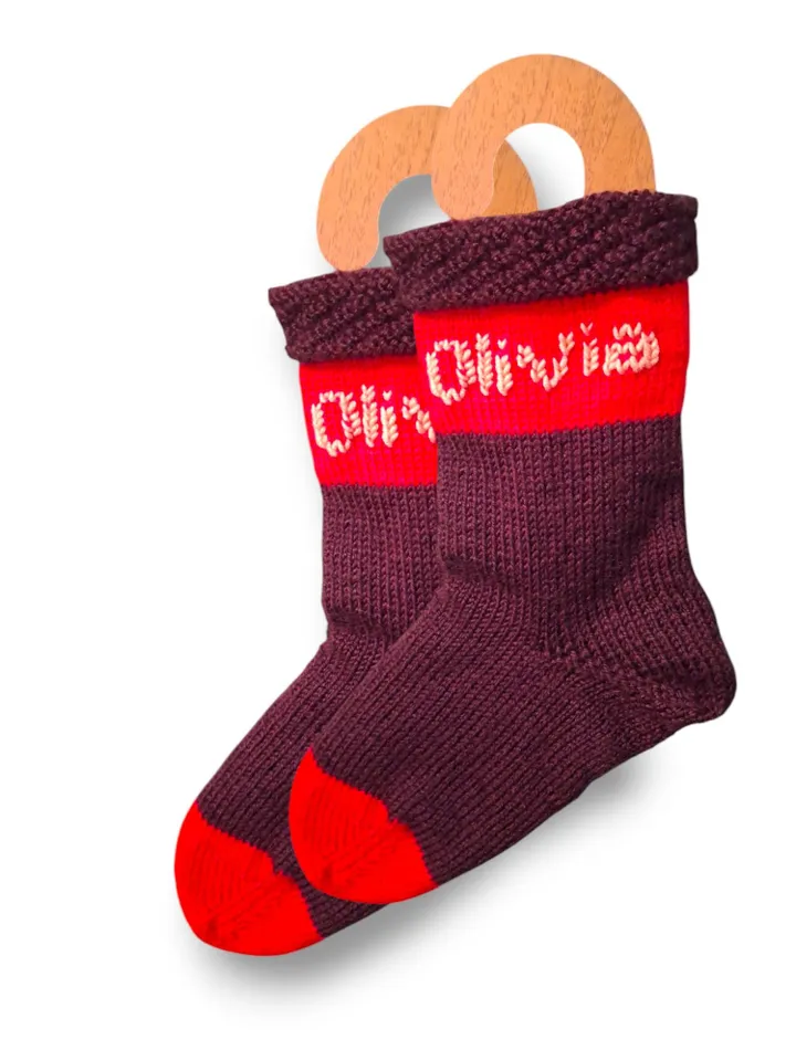 Personalized Hand-Knitted Socks ā Custom Name Embroidery, Warm and Cozy, Purple Wool Socks, Winter Socks , Knit Wool Socks