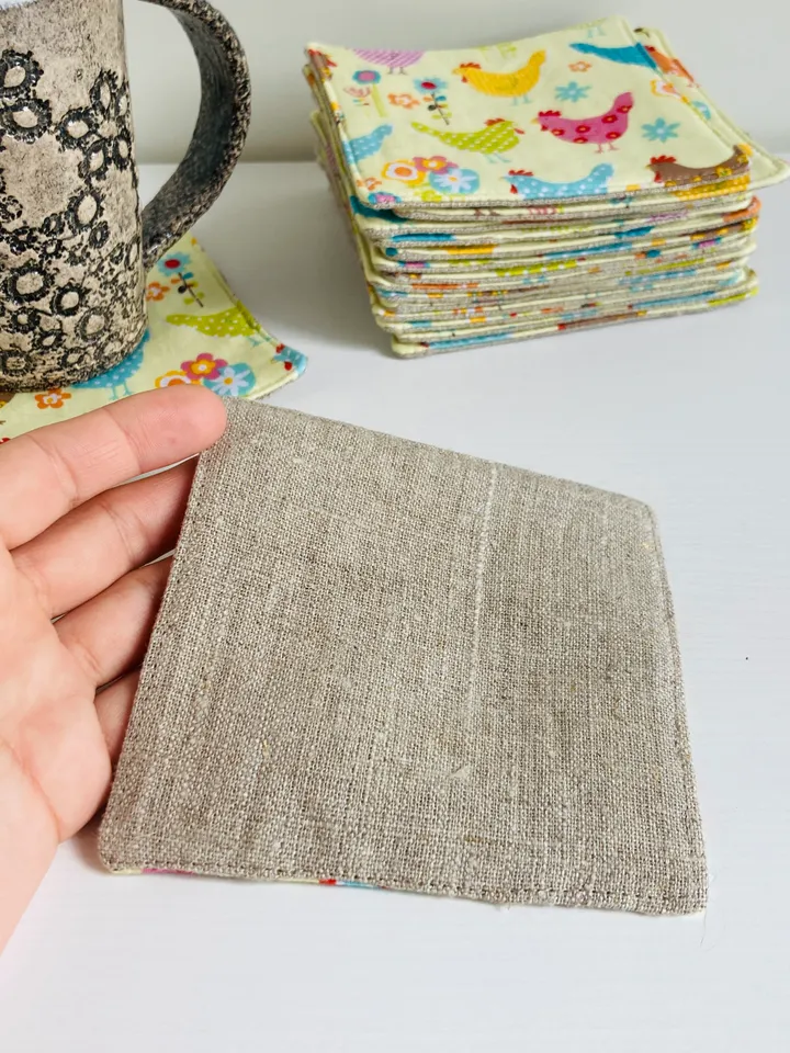 Coasters with Chickens Set of 6 Linen-cotton coasters 4.5'' x 4.5''