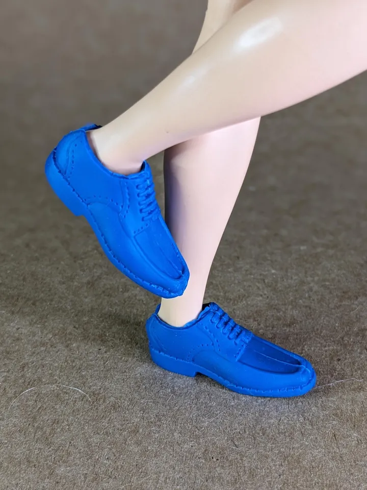 Classic tapered toe blue shoes for 1/6 scale male dolls