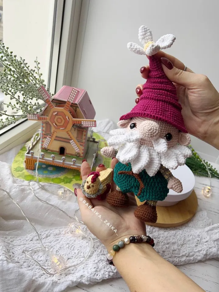 PDF Crochet Pattern Easter Cute Gnome and Chicken, Easter ornaments, Amigurumi Chicken, Amigurumi Easter Toy, Amigurumi Scandinavian Gnome