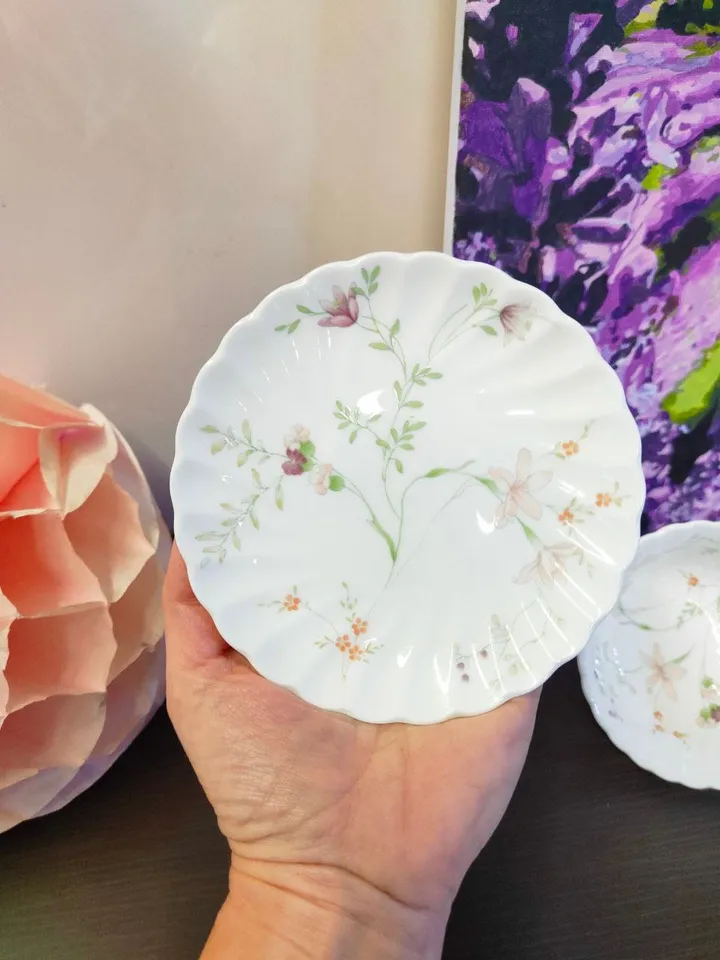 Wedgwood Rosehip, Plate Spiral Salad Bowl Fine Bone Floral Porcelain England Collectible Porcelain Gift Idea Vintage Pottery Lovely Trinkets