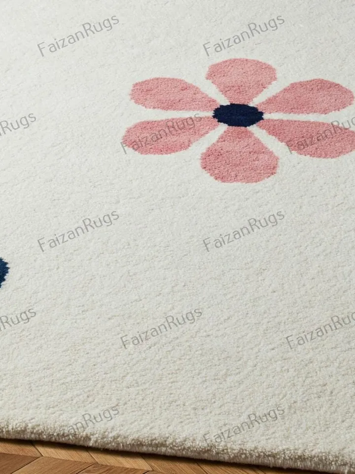 8x10,White,Red,Pink,Floral rug,multi size,8x10,9x12,10x14,Handmade,area rug,Wool rug,Living room,Dining room,kids room,pink for home décor.