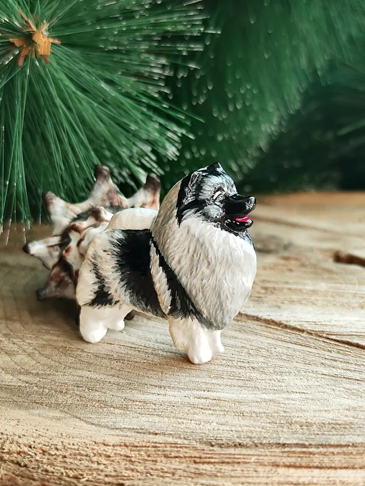 brooch keeshond