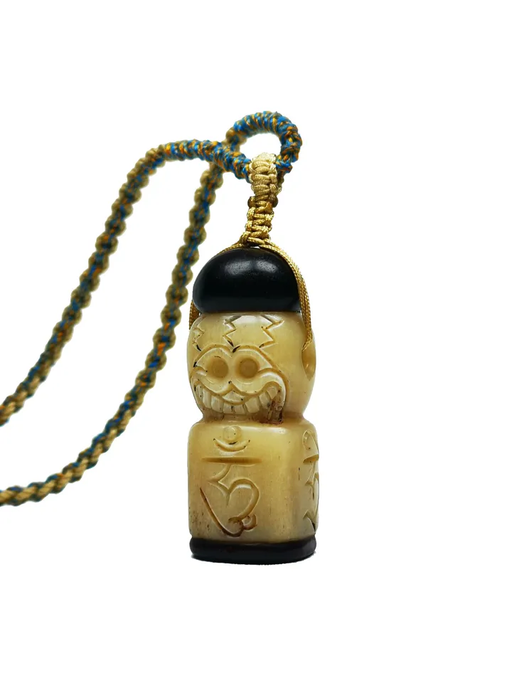 Gandhanra Unique Tibetan Yak Bone Carved Pendant,Citipati Skull Shape OM Letter Stamp Seal Amulet