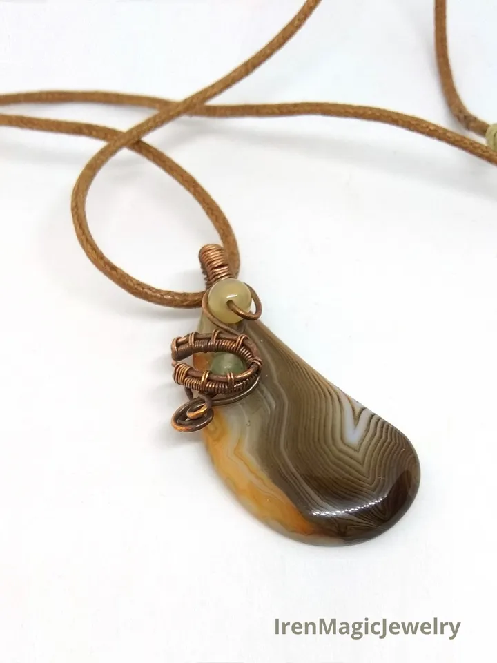 Pastel Agate Pendant in Soft Orange and Beige Tones