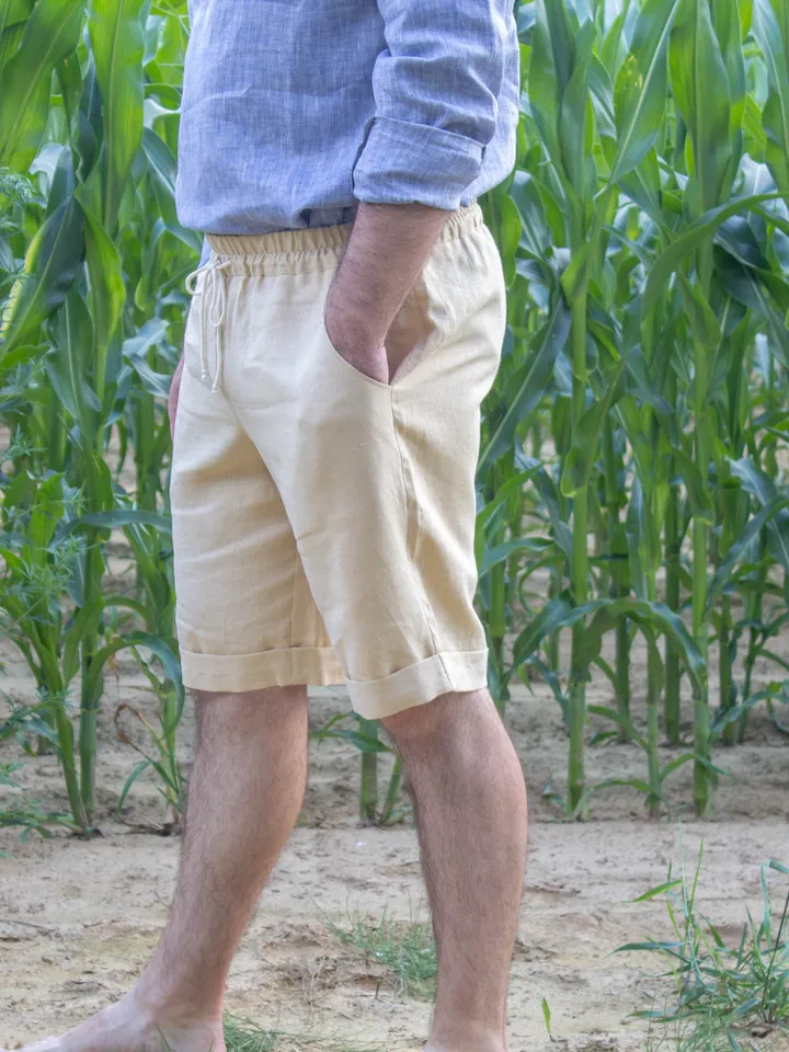 Beige linen shorts for men with pockets and with elastic waist / Mens summer linen shorts / Linen organic clothing