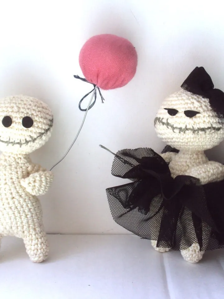 Handmade couple of zombies, crocheted zombies dolls with balloon, mental helth doll, therapy dolls