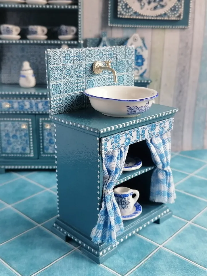 A set of kitchen furniture for a dollhouse. 1:12. Puppet miniature.