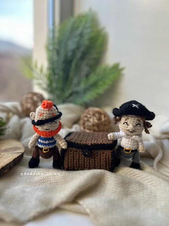PDF Set 3 in 1 Funny Pirates and treasure chest, Crochet Pattern Pirates,  Small Toy Pattern, Amigurumi Doll Pattern Amigurumi chest pattern