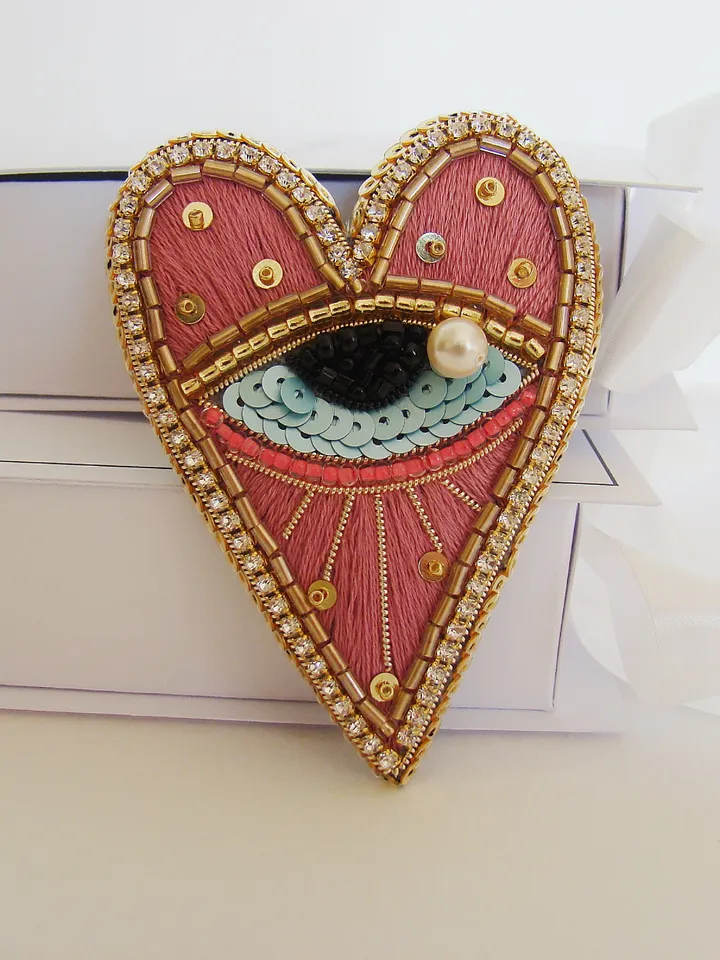 Heart eye brooch, embroidered brooch, beaded heart brooch