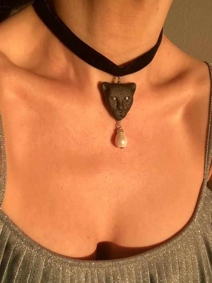 Choker black leopard porcelain