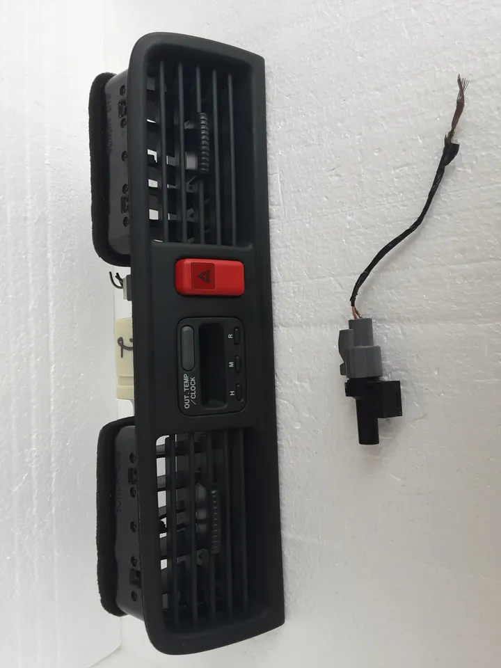 Honda CR-V CRV RD1 RD2 JDM OEM Center Dash Vents,Clock,Temperature,Switch (Used)