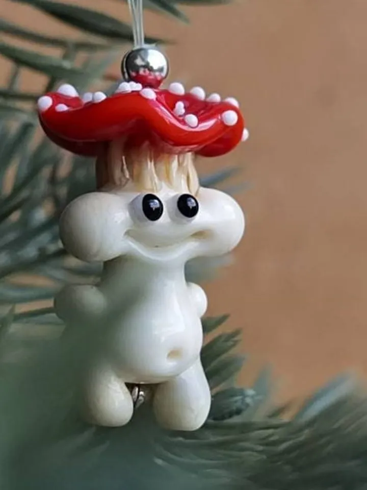 Mushroom ornament glass mushroom miniature , glass toadstools for terrarium decoration mini gardens or lampwork beads Mushroom figurine
