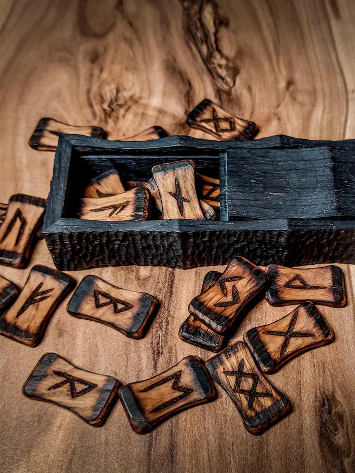 Celtic Scandinavian Oak Runes. Wooden Box. Elder Futhark. Viking Rituals.