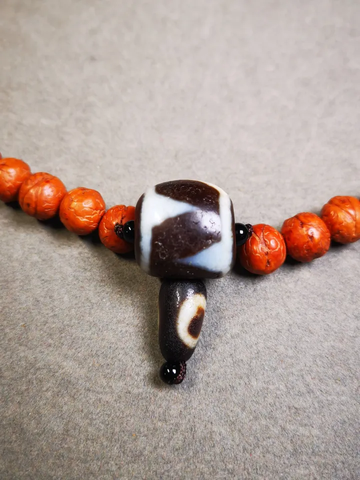 Gandhanra Old Tiger Tooth Dzi Guru Bead,T-drilled 3-Hole Mala Bead, Prayer Bead,Connector Bead for Buddhist Bead