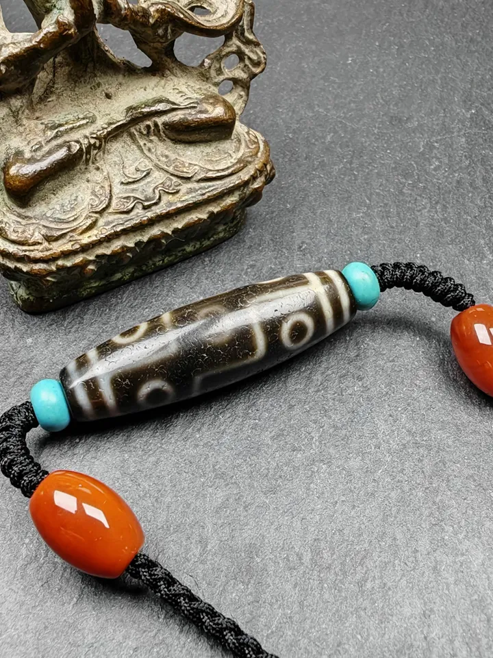 Gandhanra Vintage Tibetan 9 Eyes Dzi Bead Necklace,Protective Charm,Spiritual Gift,1.5" x 0.4"