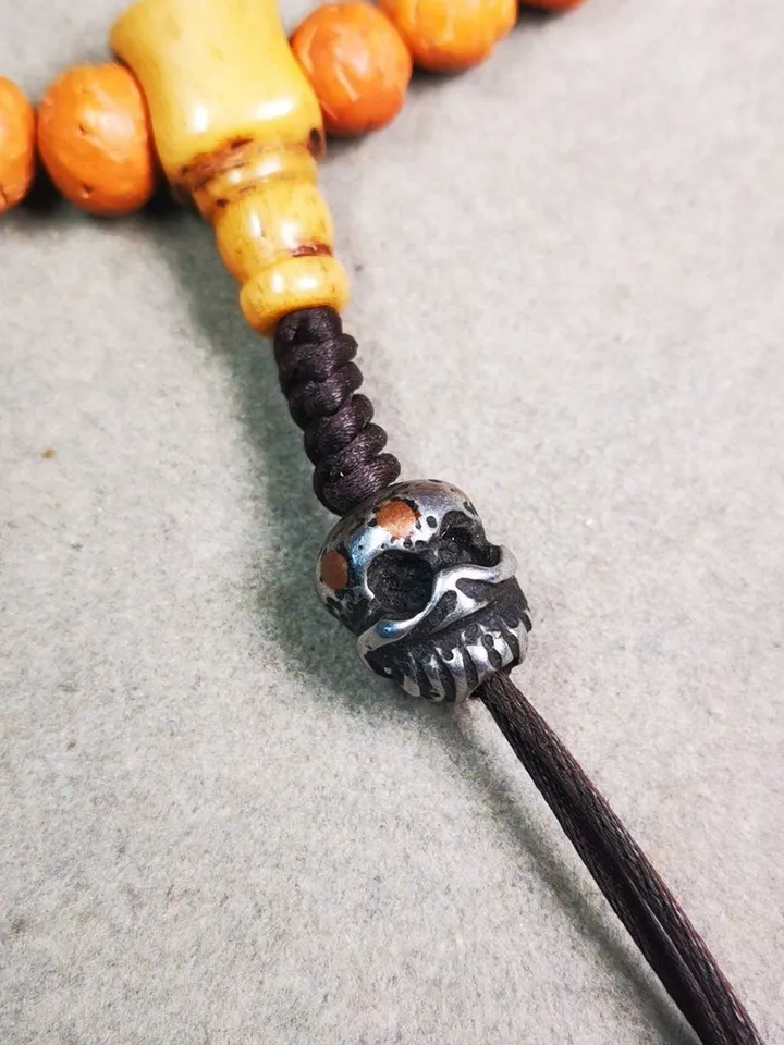 Gandhanra Handmade Tibetan Amulet,Skull Citipati Pendant Bead,Spacer Bead for Mala,Bag Hanging,Prayer Bead Accessories,0.48" × 0.4"