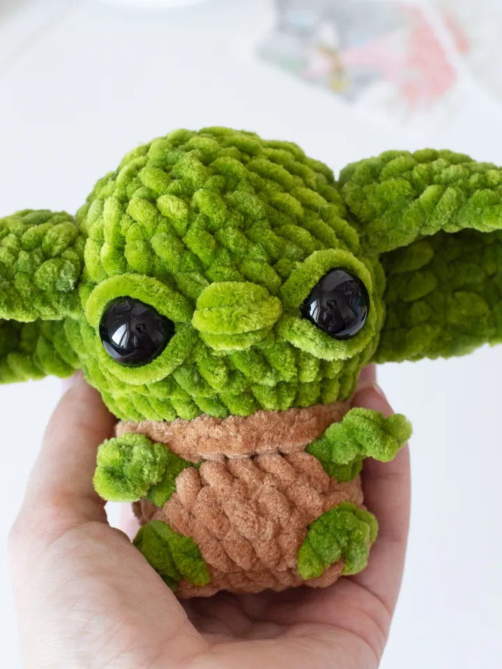 Baby Yoda crochet toy Star Wars gift green alien Grogu Mandalorian Baby Yoda