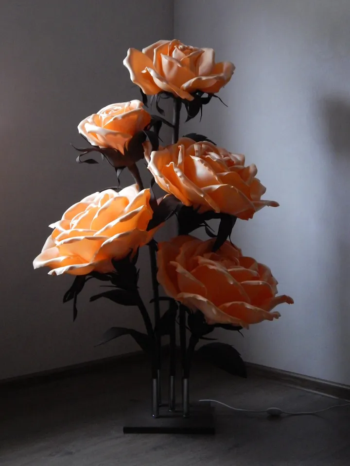 floor lamp, floor lamp roses, large flowers, flowers roses, luminous , lumino rosesus flowers, floor lamp for the bedroom. floor lamp