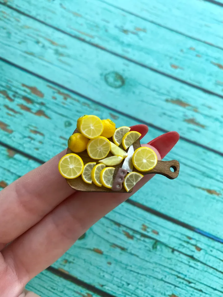 Magnet Miniature Lemon Charcuterie Board with Polymer Clay Souvenir