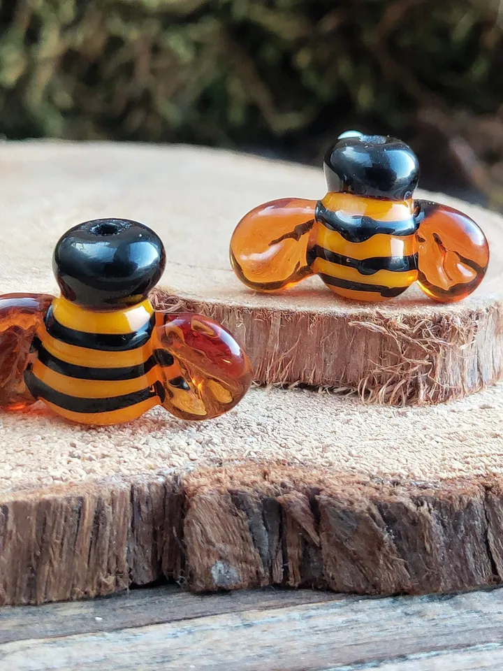 GLASS FIGURINES Queen Bee figurine Miniature Bee gifts  Honey bee decor Bumble bee gift Terrarium figurines Tiny glass animals Glass bee