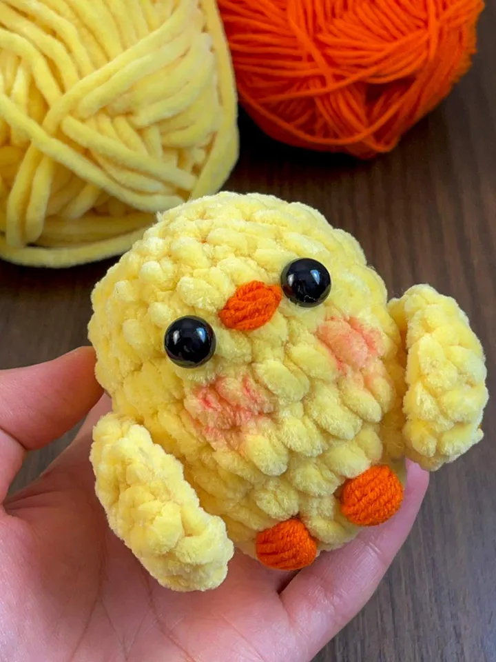 Amigurumi Chick Crochet Pattern, Plush Baby Chick PDF, DIY Easter Chicken Toy, Soft Velvet Yarn Crochet Animal, Handmade Gift