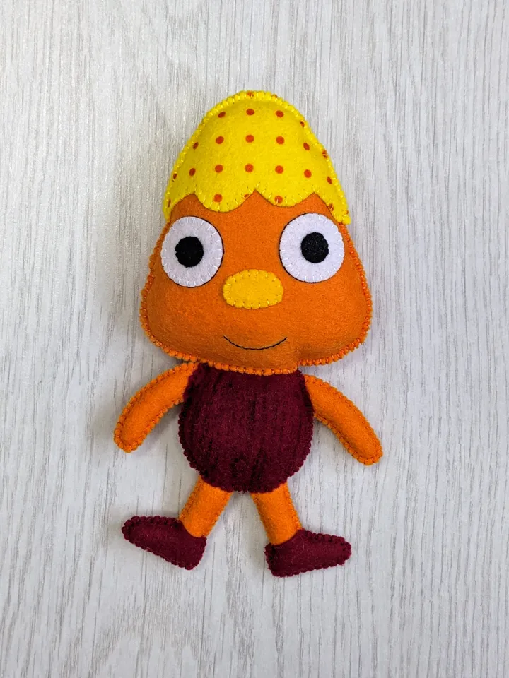 Super Simple Songs - Kids Songs, Toy Kernel Felt $36.00