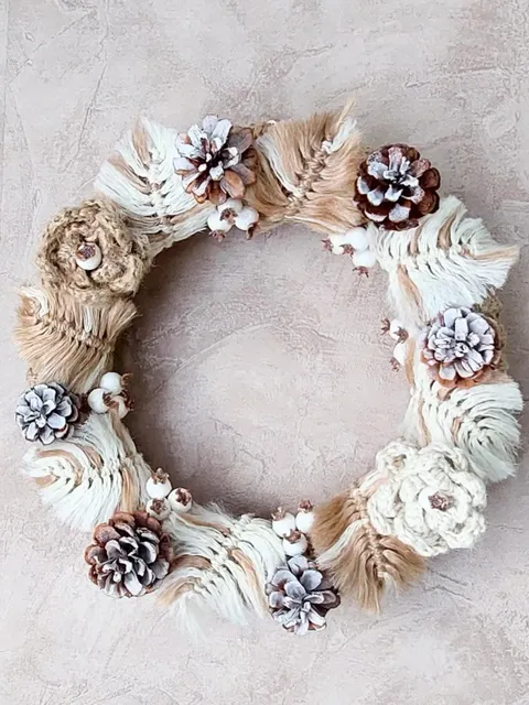 Merry Christmas wreath Hand-woven wall ornament