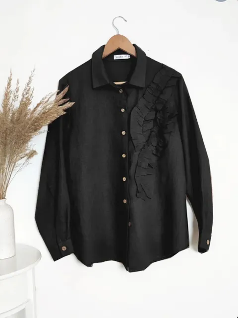🖤Black ruffled linen shirt