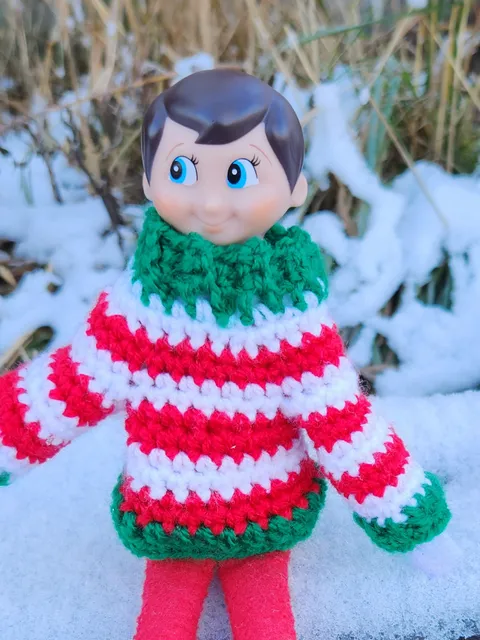Sweater and Hat Crochet Pattern: Christmas Elf on The Shelf Holiday outfit and video tutorial