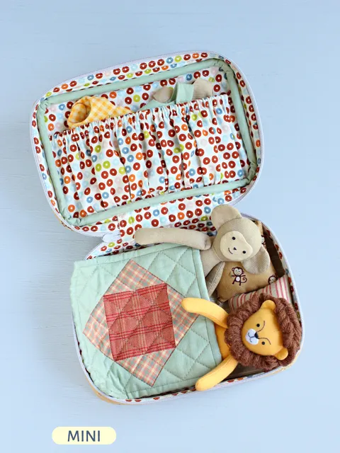 PDF Travel Case with Bedding for Mini Doll Sewing Pattern