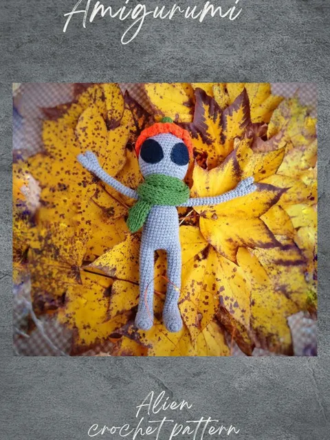 Amigurumi alien crochet pattern. Alien doll crochet tutorial. Stuffed Alien green man pattern. Amigurumi UFO crochet PDF