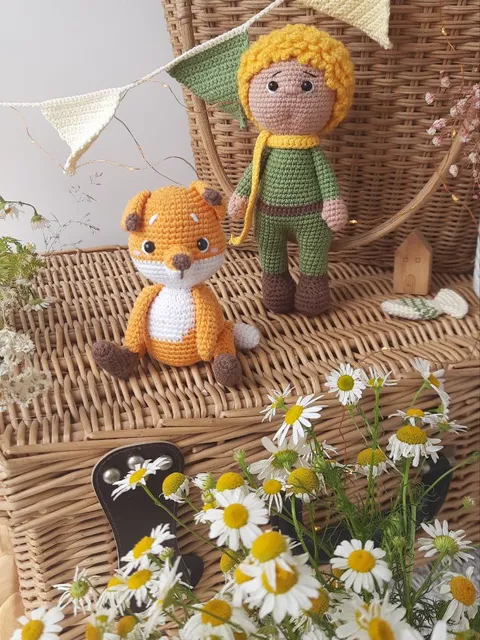 Soft toys The Little Prince and the Fox, heroes of the book "The Little Prince" by Antoine de Saint-Exupery. Two toys for a lover of books, fantasies, love and kindness.