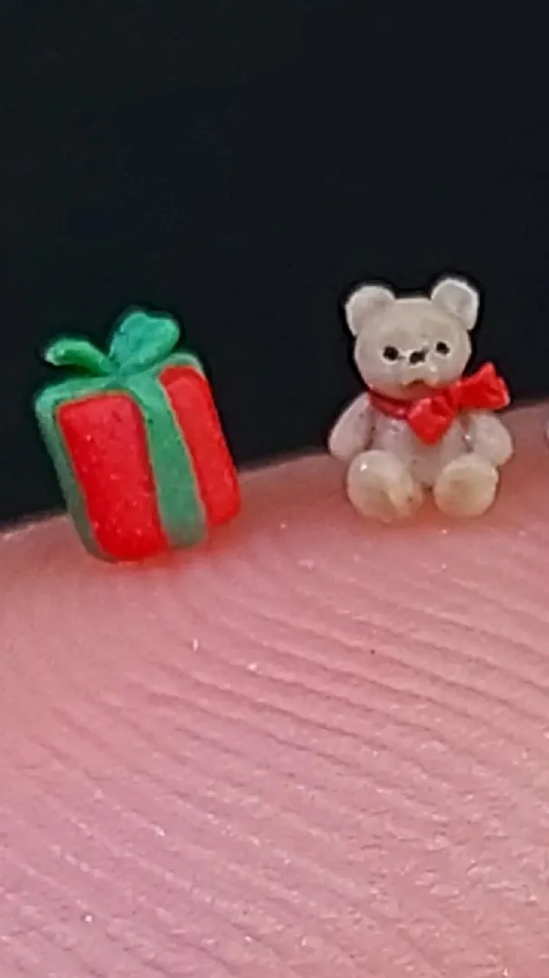 dollhouse-micro-snow-ball-1-12-scale-miniature-glass-snow-ball