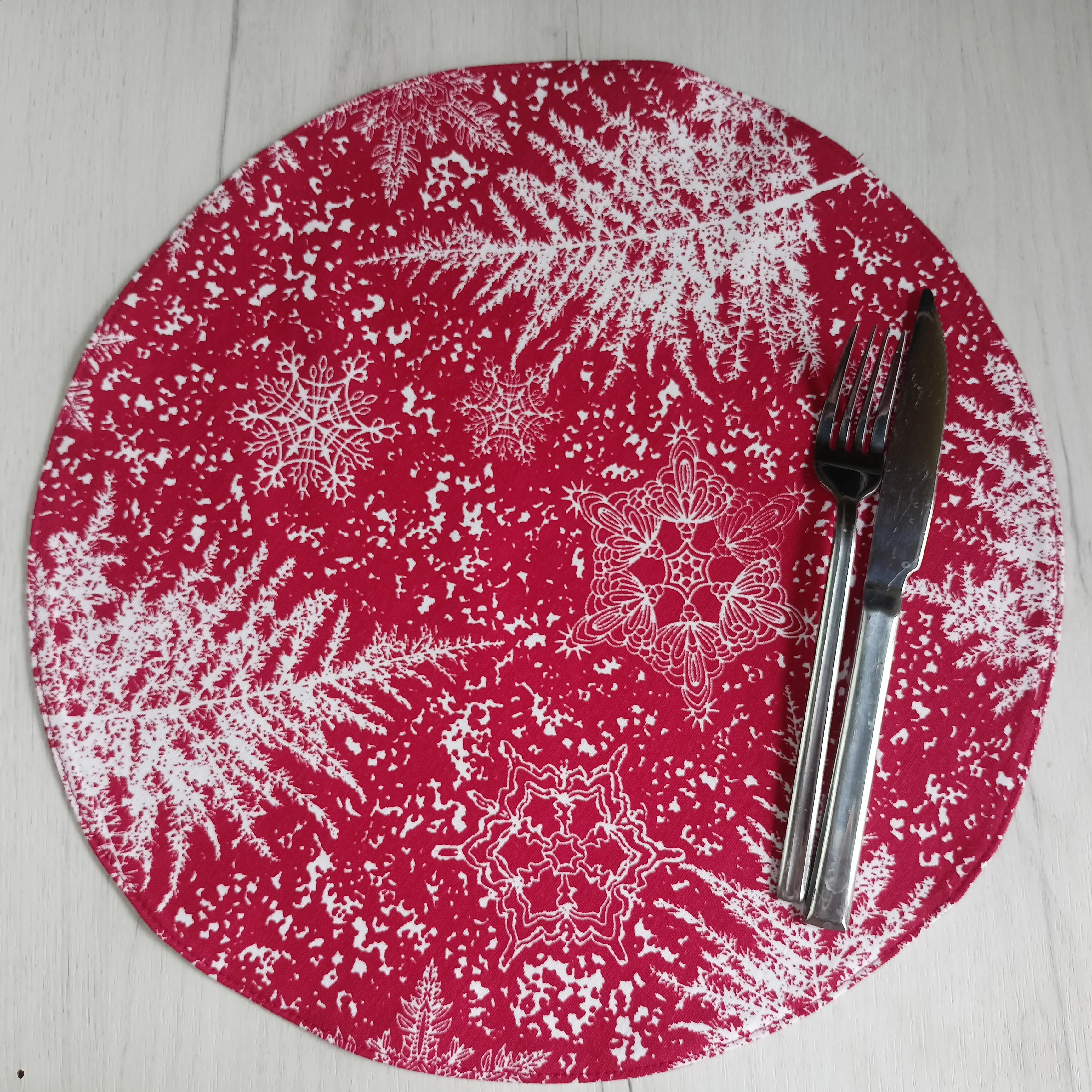 Red christmas placemats set of 6,4or2, round placemats washable with