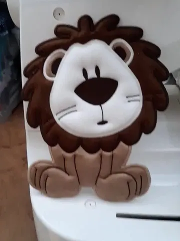 Leone Applique Imbottito - Ricamo a macchina con tutorial $7.00