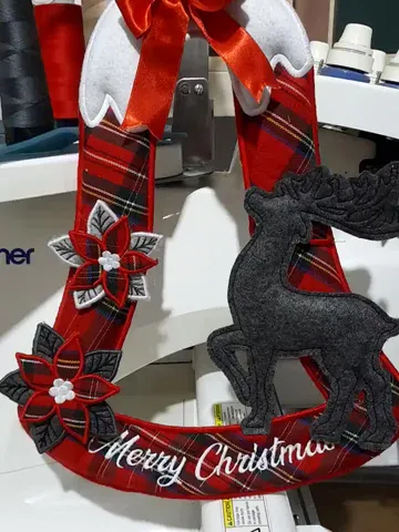 ITH - Christmas Bell - Ricamo a macchina $9.00