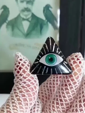 Eye of Providence - Brooch - Eye of Providence - Pyramid - All seeing Eye - Eye of God - illuminati - NWO - Freemason - Glitter Paradise® $23.00