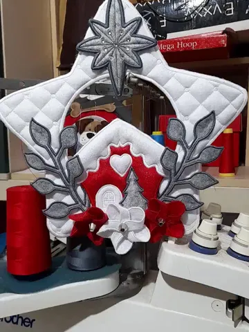 ITH Stella di Natale - Ricamo a macchina con tutorial $12.00