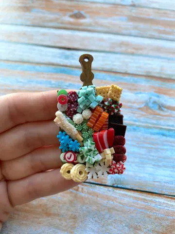 Magnet Miniature Christmas Charcuterie board with Polymer Clay Souvenir $18.00