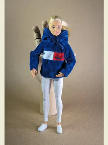 Navy blue velvet hoody for 1/6 scale fashion female dolls $12.00